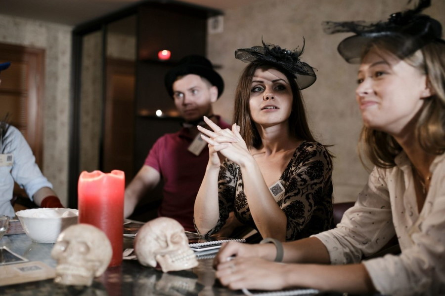 Квест в реальности Спиритический сеанс от компании Questoria Квест в реальности Спиритический сеанс от компании Questoria