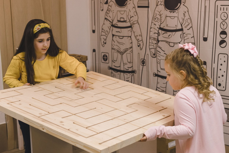 Квест в реальности Among Us от компании Notreal Квест в реальности Among Us от компании Notreal