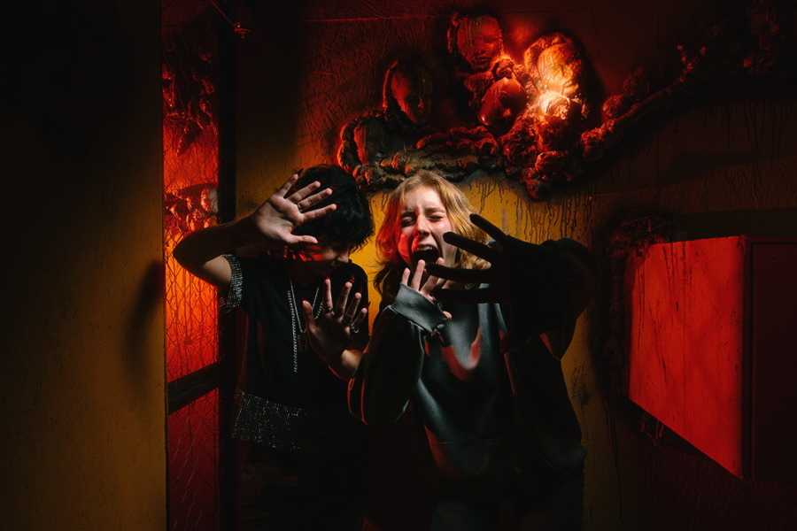 Квест в реальности Дом восковых фигур от компании Паника Квест в реальности Дом восковых фигур от компании Паника