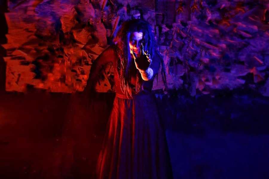 Квест в реальности Проклятый дом. Дитя тьмы от компании Омут Квест в реальности Проклятый дом. Дитя тьмы от компании Омут